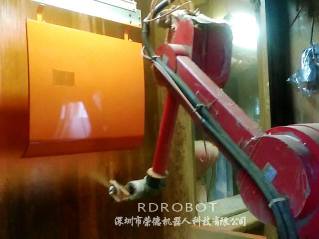 挖掘機配件機器人噴漆